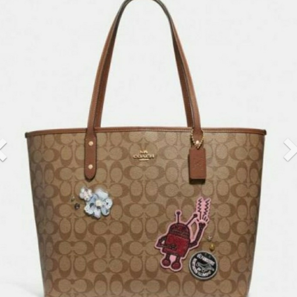 New authentic coach tote